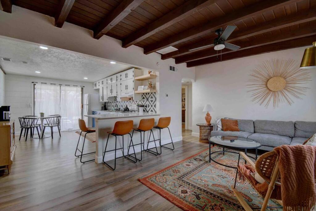 Casa Charleston-3Br-2Bath-Hot Tub-Pet Friendly-No Pet Fees! Villa Albuquerque Ngoại thất bức ảnh