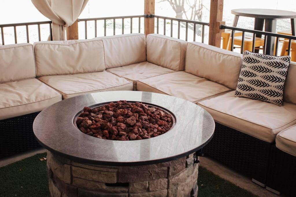 Casa Charleston-3Br-2Bath-Hot Tub-Pet Friendly-No Pet Fees! Villa Albuquerque Ngoại thất bức ảnh